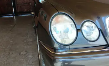 Mercedes-Benz E-Класс 1995 года за 2 500 000 тг. в Жетысуская область фото 4