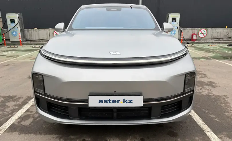 LiXiang L8 2023 года за 22 800 000 тг. в Алматы фото 2