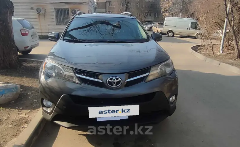 Toyota RAV4 2013 года за 9 850 000 тг. в Алматы