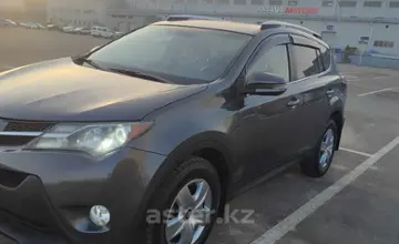Toyota RAV4 2013 года за 9 850 000 тг. в Алматы фото 2