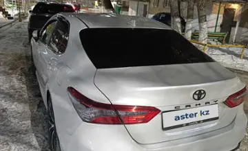 Toyota Camry 2019 года за 11 500 000 тг. в Павлодарская область