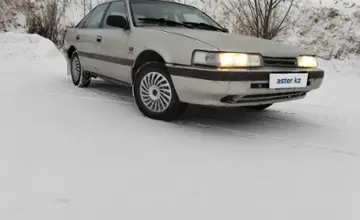 Mazda 626 1989 года за 1 100 000 тг. в Усть-Каменогорск фото 3