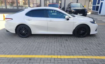 Toyota Camry 2021 года за 10 900 000 тг. в Алматы фото 4