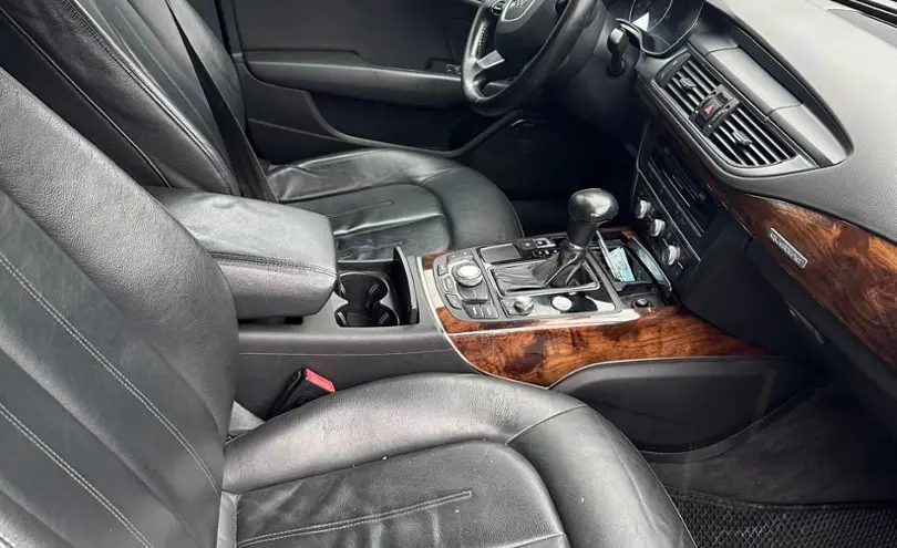 Audi A7 2010 года за 8 000 000 тг. в Алматы фото 3