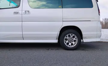 Nissan Elgrand 2000 года за 8 000 000 тг. в Восточно-Казахстанская область фото 4