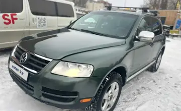 Volkswagen Touareg 2007 года за 5 500 000 тг. в Астана фото 2