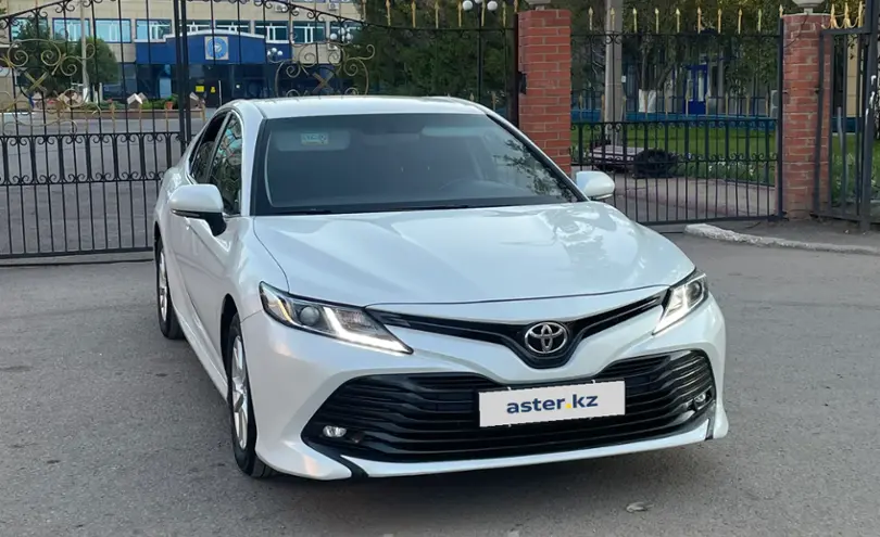 Toyota Camry 2018 года за 10 500 000 тг. в Карагандинская область