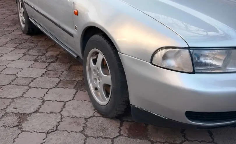 Audi A4 1996 года за 1 400 000 тг. в Алматинская область фото 3