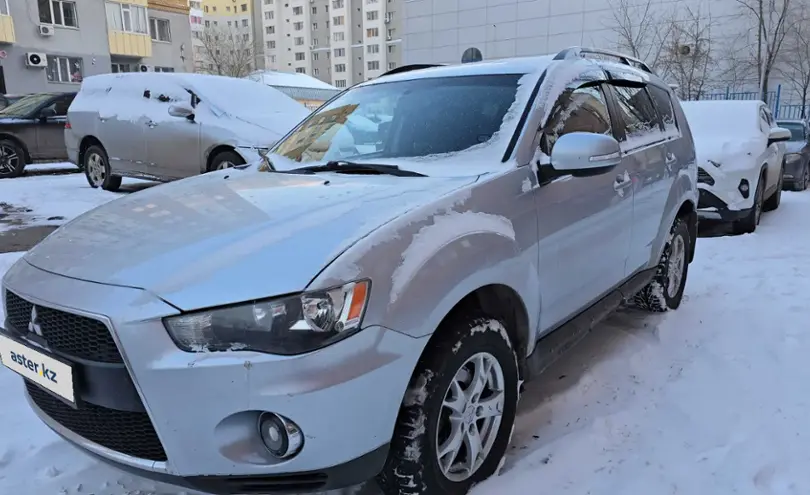 Mitsubishi Outlander 2010 года за 7 500 000 тг. в Астана фото 1