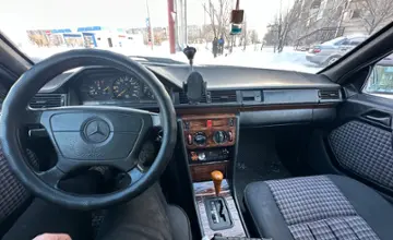 Mercedes-Benz W124 1991 года за 1 600 000 тг. в Карагандинская область фото 4