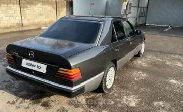Mercedes-Benz W124 1991 года за 1 500 000 тг. в Жамбылская область фото 4