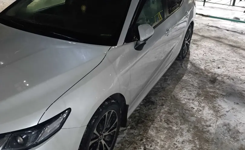 Toyota Camry 2019 года за 11 500 000 тг. в Павлодарская область