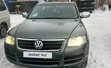 Volkswagen Touareg 2007 года за 5 500 000 тг. в Астана фото 3