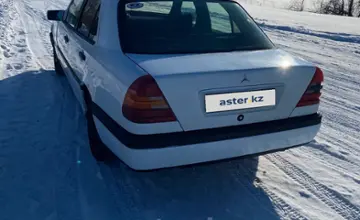 Mercedes-Benz C-Класс 1993 года за 1 800 000 тг. в Уральск фото 5