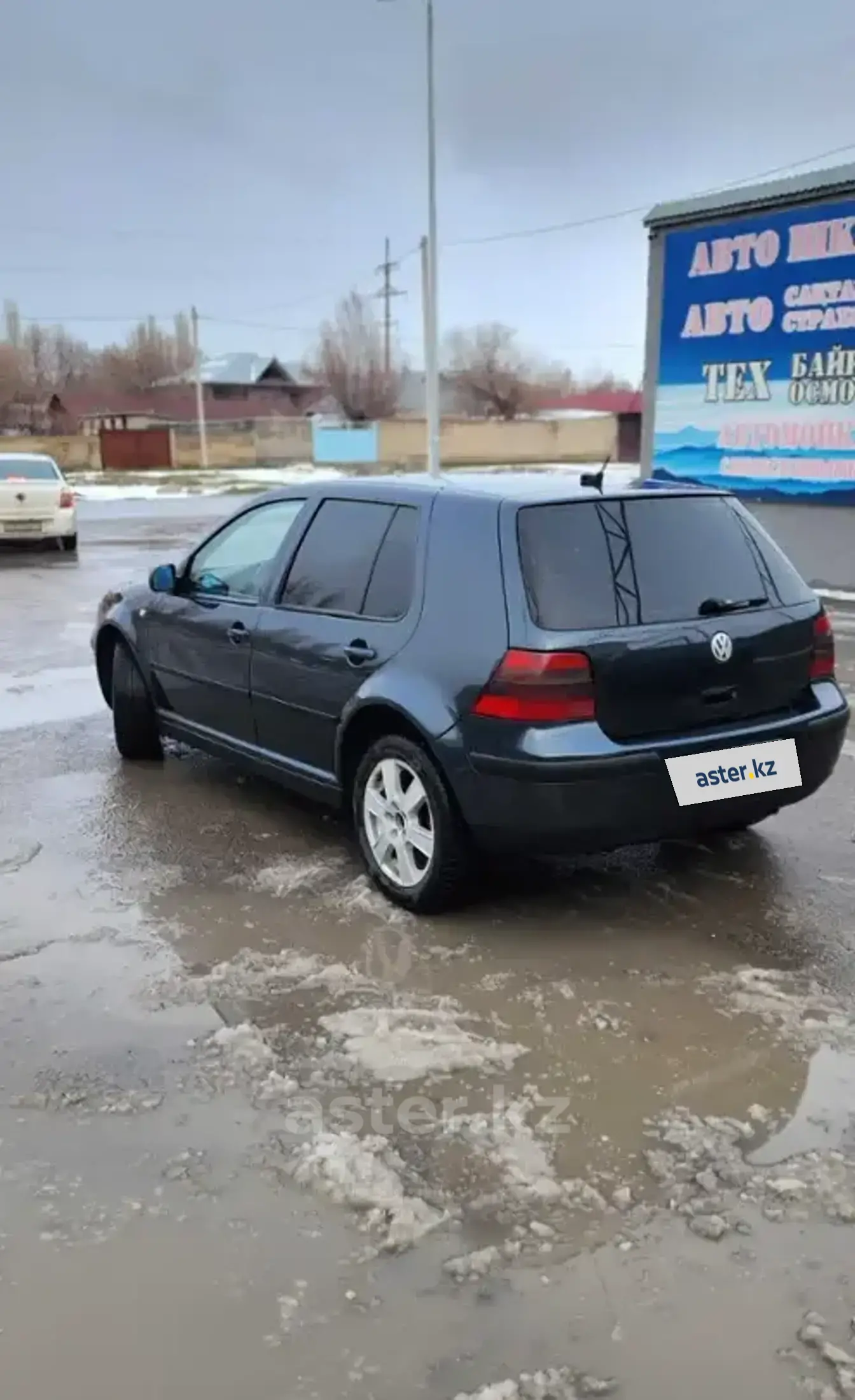 Volkswagen Golf 1998 года за 2 600 000 тг. в Шымкент фото 2