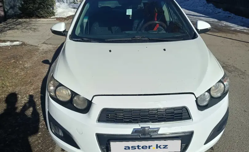Chevrolet Aveo 2014 года за 3 000 000 тг. в Алматы фото 2