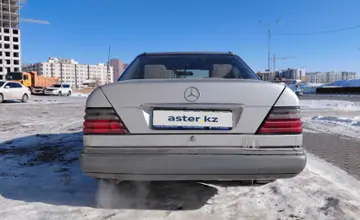 Mercedes-Benz E-Класс 1994 года за 1 800 000 тг. в Астана фото 4
