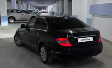 Mercedes-Benz C-Класс 2008 года за 5 200 000 тг. в Астана фото 3