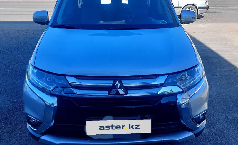Mitsubishi Outlander 2017 года за 10 000 000 тг. в Тараз