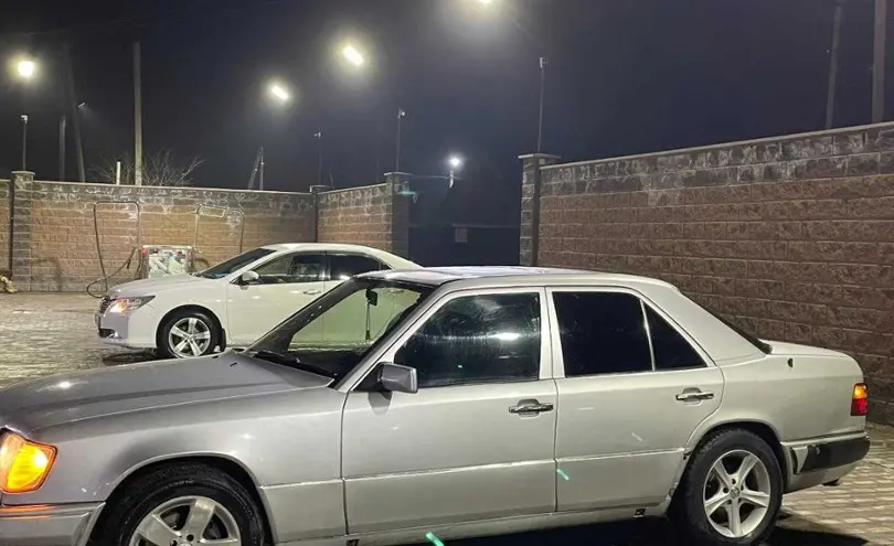 Mercedes-Benz E-Класс 1994 года за 1 600 000 тг. в Алматы