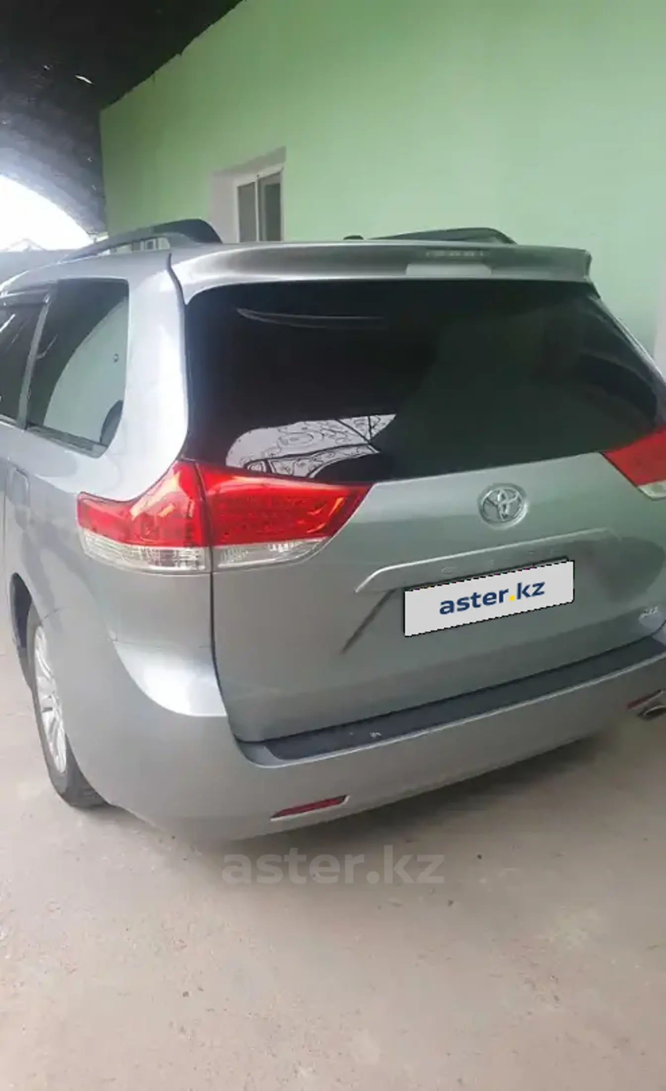 Toyota Sienna 2014 года за 9 500 000 тг. в Туркестанская область фото 2