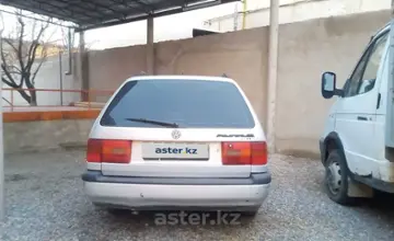 Volkswagen Passat 1994 года за 1 900 000 тг. в Шымкент фото 3