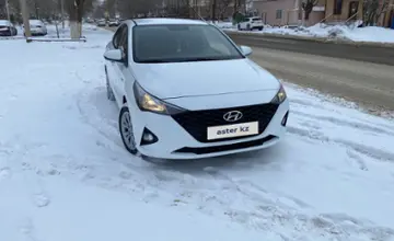 Hyundai Accent 2021 года за 6 400 000 тг. в Западно-Казахстанская область фото 1