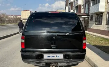 GMC Yukon 2006 года за 9 200 000 тг. в Шымкент
