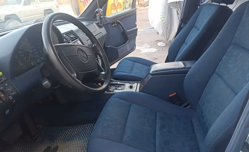 Mercedes-Benz C-Класс 1995 года за 1 100 000 тг. в Алматы
