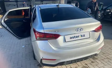 Hyundai Accent 2018 года за 6 500 000 тг. в Мангистауская область фото 4