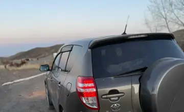 Toyota RAV4 2010 года за 7 600 000 тг. в Абайская область
