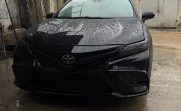 Toyota Camry 2020 года за 9 500 000 тг. в Актау