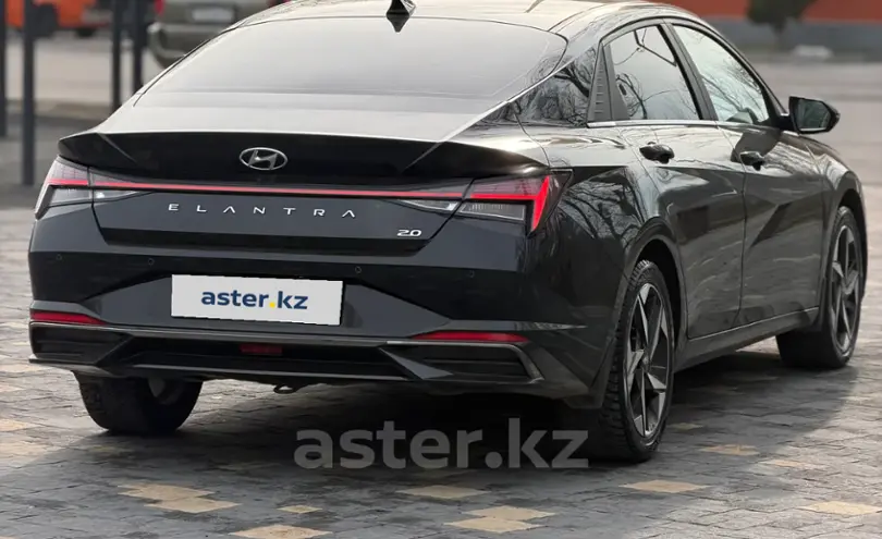 Hyundai Elantra 2021 года за 9 600 000 тг. в Алматы фото 4