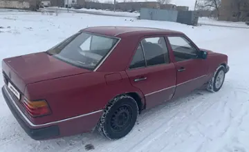 Mercedes-Benz W124 1990 года за 850 000 тг. в Карагандинская область фото 3