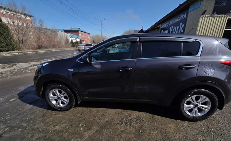 Kia Sportage 2017 года за 8 800 000 тг. в Усть-Каменогорск фото 4
