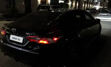 Toyota Camry 2018 года за 8 000 000 тг. в Актау фото 3