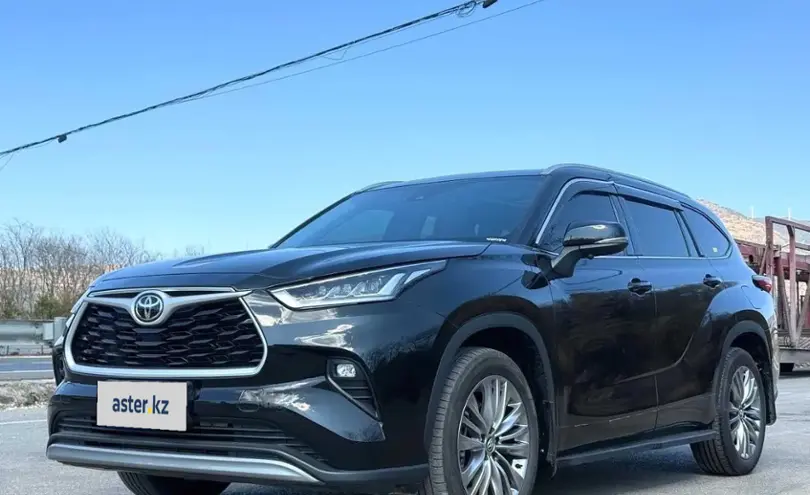 Toyota RAV4 2025 года за 39 000 000 тг. в Талдыкорган