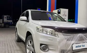 Toyota RAV4 2010 года за 8 000 000 тг. в Карагандинская область фото 4
