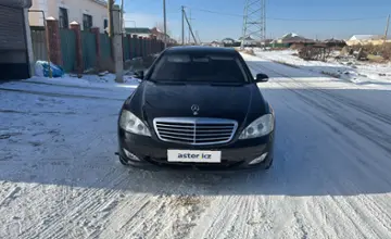Mercedes-Benz S-Класс 2006 года за 6 500 000 тг. в Астана фото 2