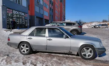 Mercedes-Benz E-Класс 1994 года за 1 800 000 тг. в Астана фото 3