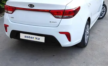 Kia Rio 2018 года за 6 700 000 тг. в Атырау фото 4
