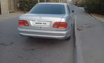 Mercedes-Benz E-Класс 1998 года за 4 300 000 тг. в Уральск фото 3