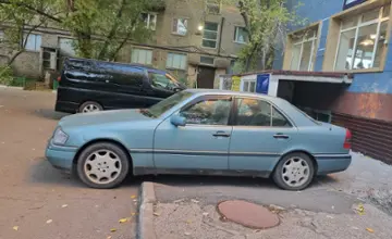 Mercedes-Benz C-Класс 1993 года за 3 000 000 тг. в Астана фото 2