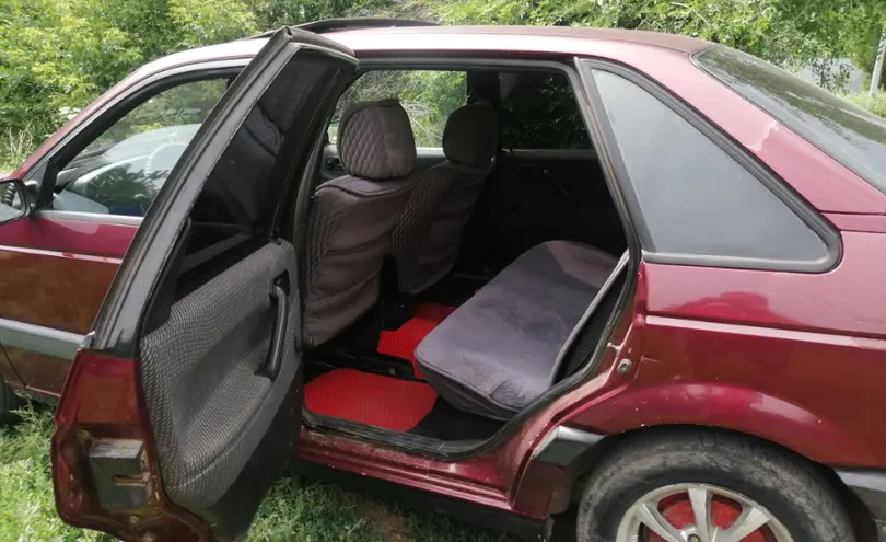 Volkswagen Passat 1993 года за 1 500 000 тг. в Уральск