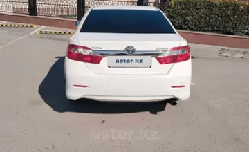 Toyota Camry 2013 года за 8 500 000 тг. в Алматы фото 2