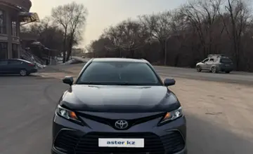 Toyota Camry 2021 года за 13 000 000 тг. в Алматы фото 3