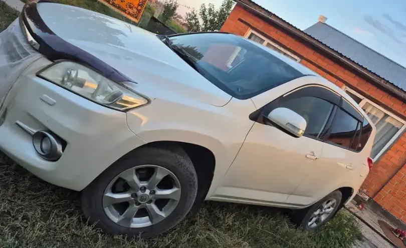 Toyota RAV4 2010 года за 8 000 000 тг. в Карагандинская область фото 2