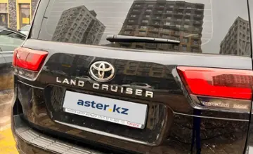 Toyota Land Cruiser 2024 года за 62 000 000 тг. в Алматы фото 4