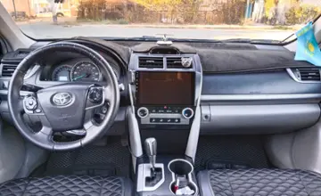 Toyota Camry 2014 года за 7 600 000 тг. в Атырауская область фото 3