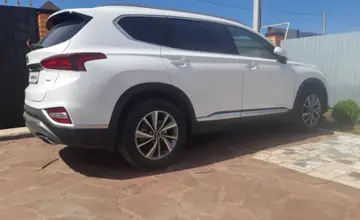 Hyundai Santa Fe 2020 года за 14 900 000 тг. в Западно-Казахстанская область фото 3